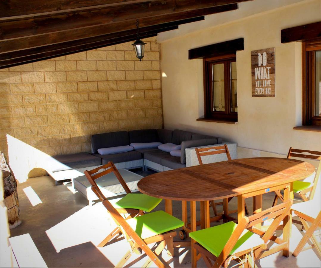 Casa Rural Laguna De Унья Экстерьер фото